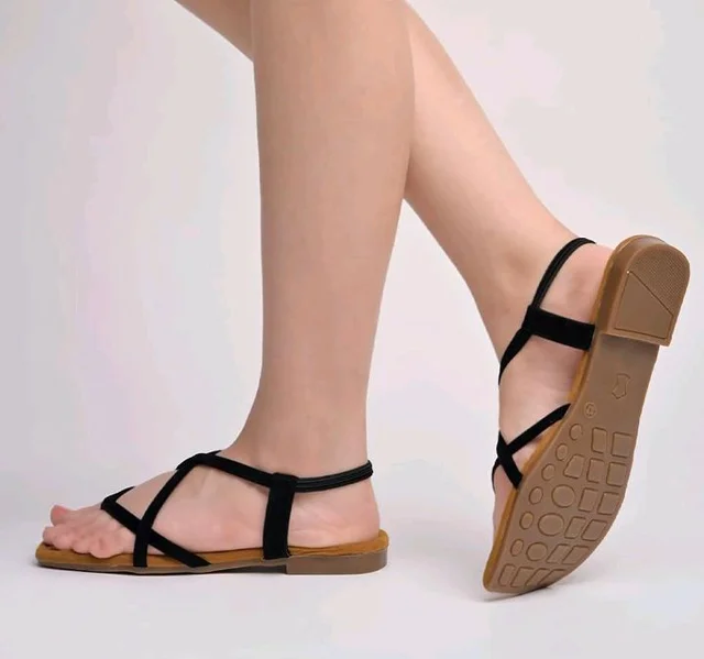 Shoetopia Women’s Toe Ring Flat Sandals, Strappy Cross Strap Slip-On Flats, Comfortable Casual Daily Summer Footwear