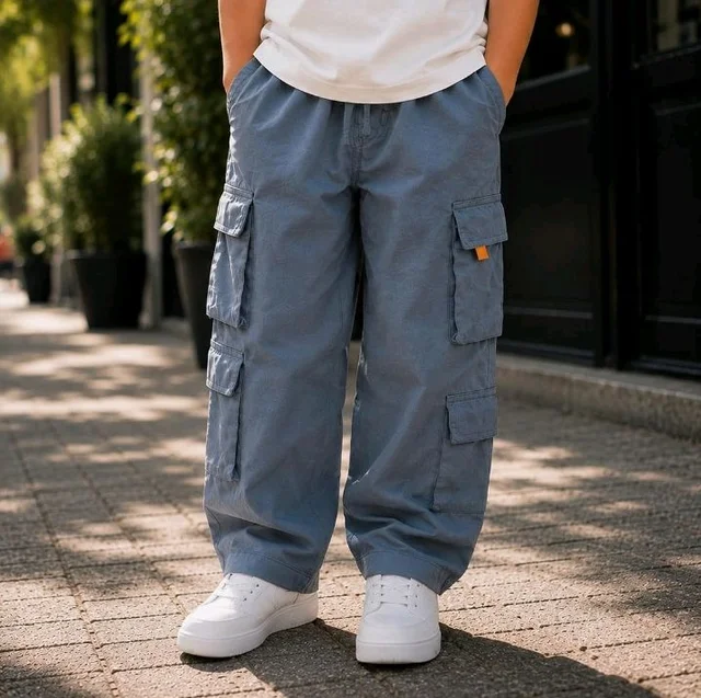 Boys Combo |Graphic Soft Breathable Active Play Tshirt | Cargo Trousers with Utility Pockets | Premium Coordinated Outfit for Active Kids
- 9-10 Y, White & Navy Blue