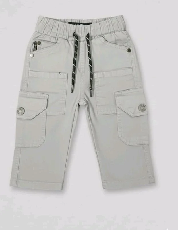 A.T.U.N. (ALL THINGS UBER NICE) Boys Classic Cotton Cargo Pants with Elastic Waist and Adjustable Drawstring | Multi Pocket Utility Comfort Fit Bottom Wear for Kids
- 5-6 Y, Light - Grey