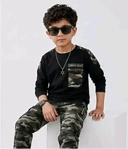 Hopscotch Boys Green Checkered Full-Sleeve Mandarin Shirt
- 5-6 Y, Green