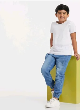 Amazon Brand - Symbol Boys Boys Slim Fit Stretchable Jogger Jeans (Elasticated Waist Band)
- 7-8 Y, 8-10 Y
