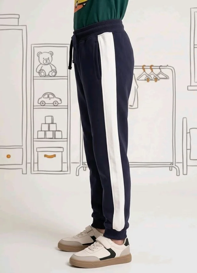 Amazon Brand - Symbol Boys Contrast Side Panelled Jogger Fit Track Pants
- 2-3 Y, Navy/White +Olive / Mustard