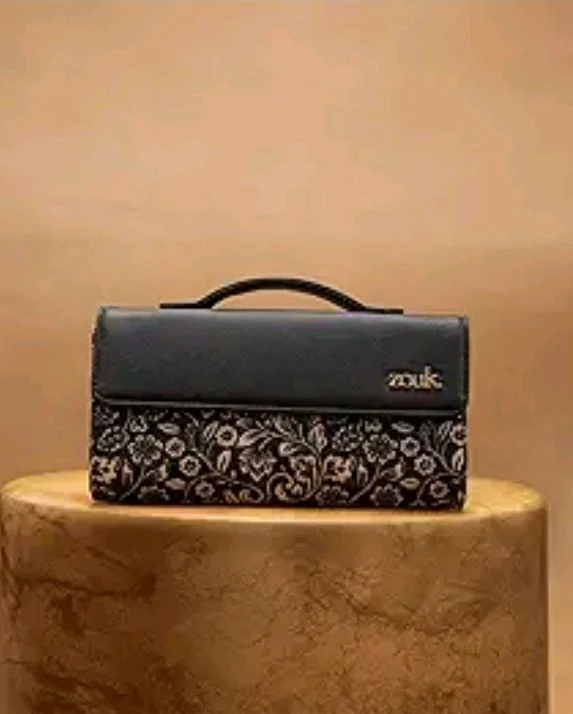 ZOUK Rhea Kapoor Clutch - | Vegan Leather Designer Clutch for Women