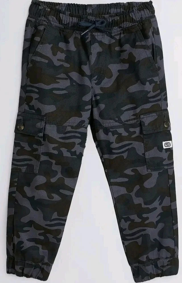 Amazon Brand - Symbol Boy's Cotton Cargo Jogger | Elasticated Waistband and Cuff | Stretchable | Age 2-14 Years
- 5-6 Y, Navy Como