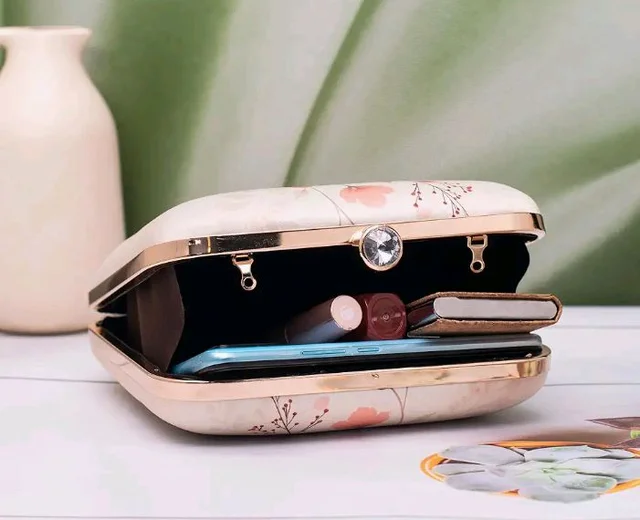 Artklim Printed Clutch Bag for Women with Detachable Strap