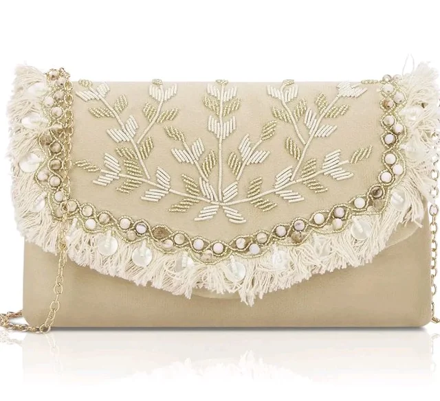 the store
4.6 out of 5 stars 9
Lavie Signature Women's Irvine Embroidered Envelop Clutch | Ladies purse |Gift For Women