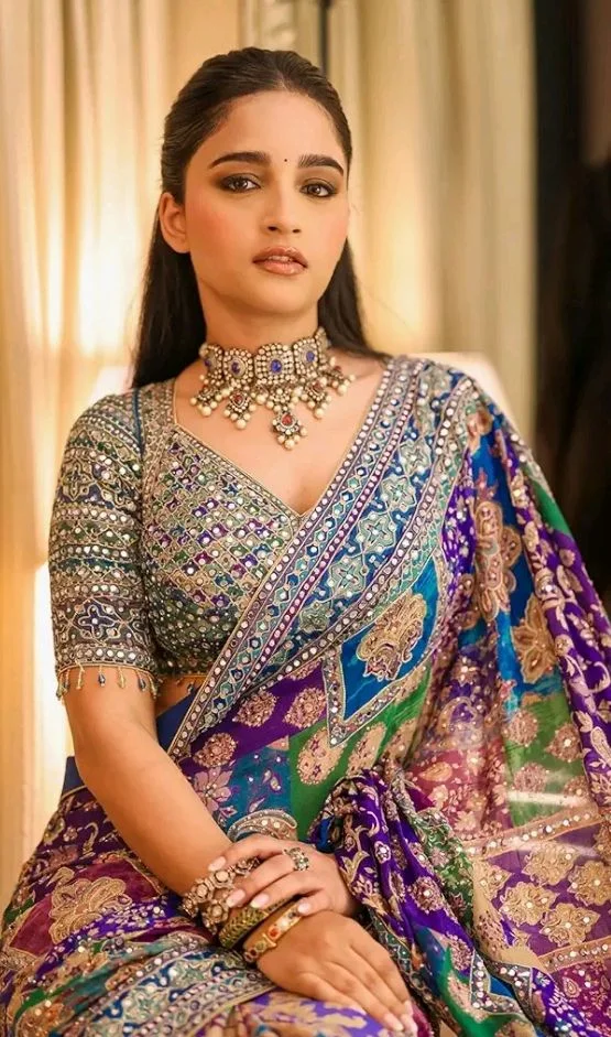 : Generic
Women's Multicolor Designer Soft Printed Saree with Mirror Work & Printed Blouse Piece_6
