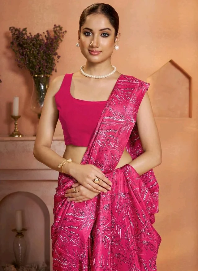 Garden Vareli Art Silk Floral Print Saree