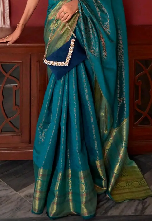 SWORNOF Women's kanjivaram banarasi silk saree for Patola festival Wedding silk with rich pallu Design sarees for women with blouse piece