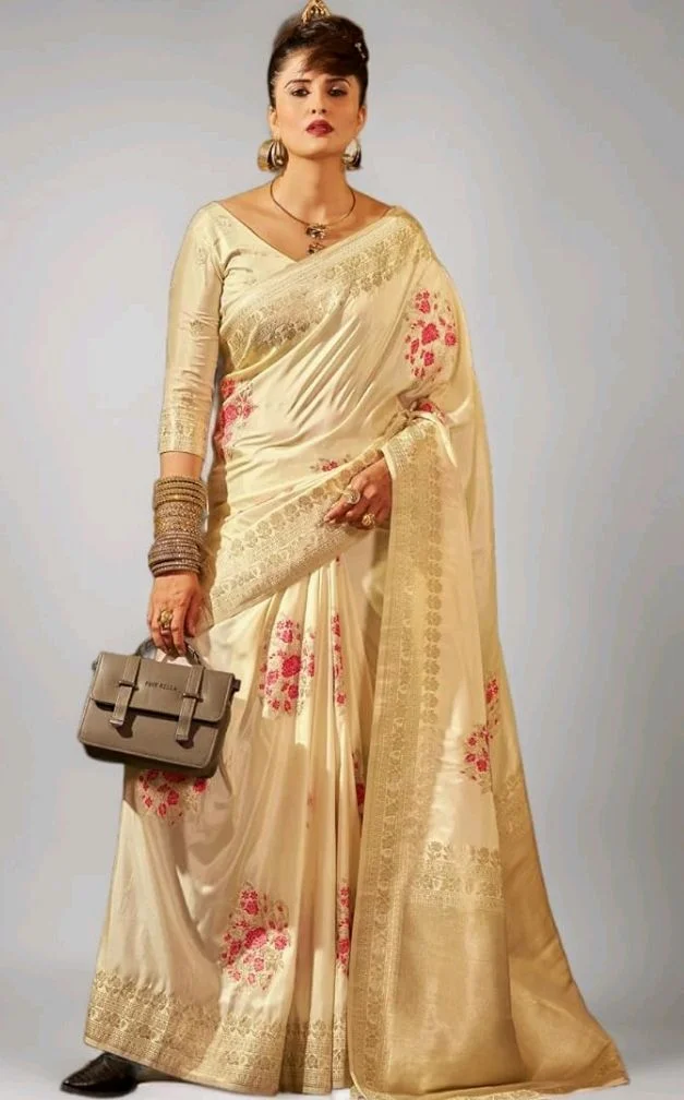 SWORNOF Women's Banarasi silk Saree With Unstitched Blouse Piece