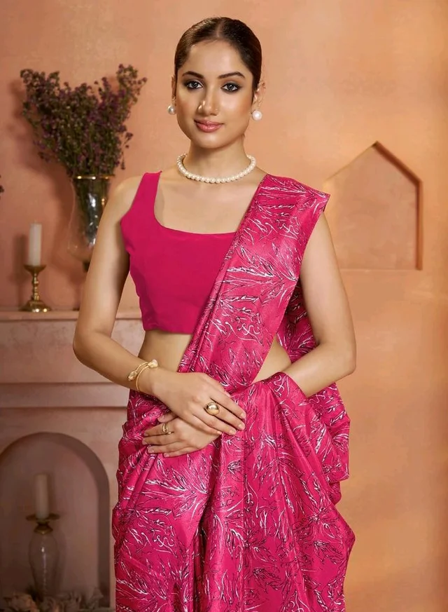 Garden Vareli Art Silk Floral Print Saree
