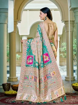 MANOHARI Women's Soft Silk Blend Woven Saree with Rich Zari Border & Heritage Motifs | Ethnic Saree for Wedding, Festival, Party | Unstitched Blouse Piece