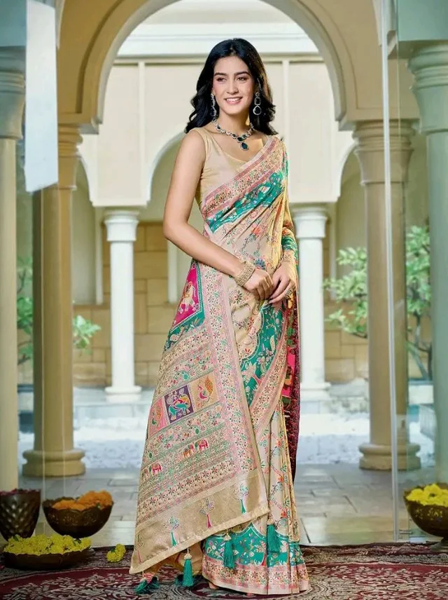 MANOHARI Women's Soft Silk Blend Woven Saree with Rich Zari Border & Heritage Motifs | Ethnic Saree for Wedding, Festival, Party | Unstitched Blouse Piece