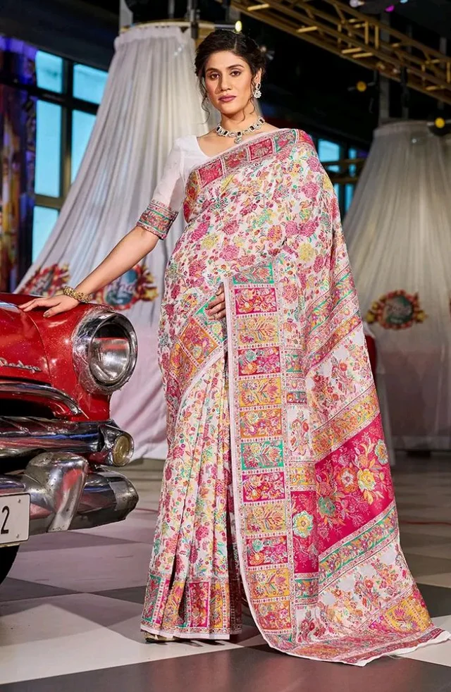 Brand: SWORNOF
4.1 out of 5 stars 673
SWORNOF Women's kanjivaram banarasi silk saree for Patola festival Wedding silk with rich pallu Design sarees for women with blouse piece