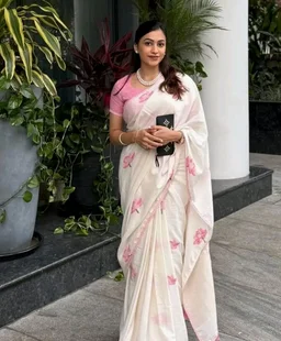 MARGI DESIGNERS Womens New Latest Bollywood Style Linen Cotton Floral Printed Fancy Lace Border Saree with Blouse | Saree For Womens
100+ bought in past month