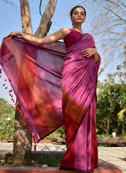 Women Cotton Saree With Blouse Piece. Multicolor 5.5 Meter With Running Blouse