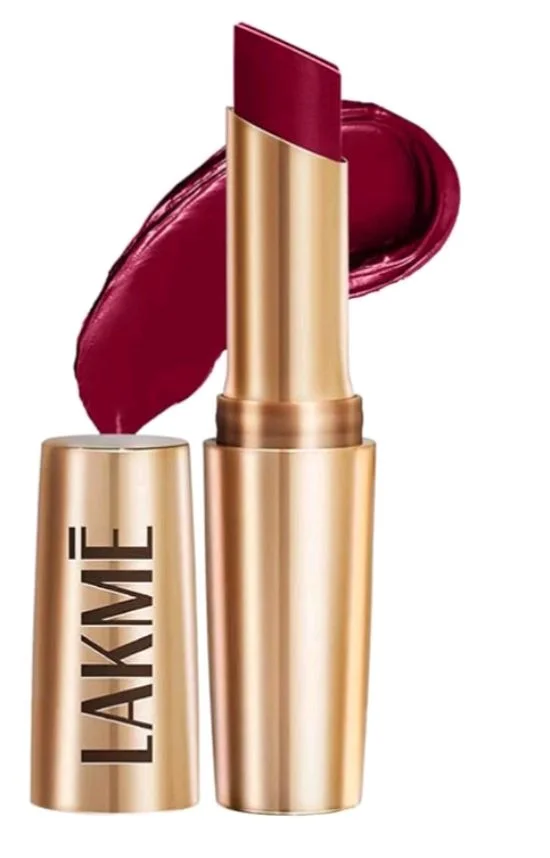 Lakme Powerplay Priming Matte Lipstick, Smooth Matte Finish, Lightweight Lipstick, Smudgeproof, Lasts 16hrs, Hydrates Lips, Deep Wine, 3.6g