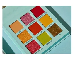 Makeup Revolution X Friends Joey Matte Eyeshadow Palette, (1458368), Eye Makeup Palette Set, Makeup Palettes (Multicolor)