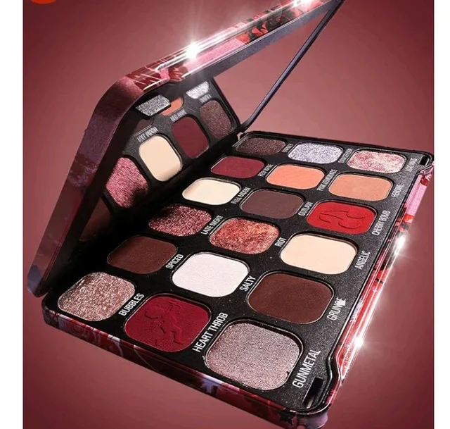 Makeup Revolution Forever Flawless Palette Cherry Rebel Red – Bold Reds & Pinks – Intense Pigmentation & Blendability