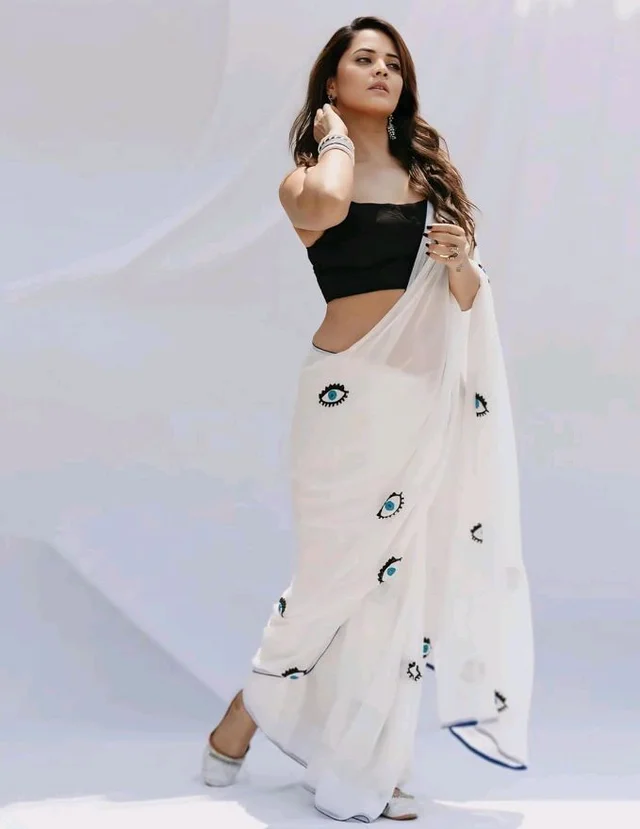 Brand: DAUJI FASHION
Womens Georgette Ready To Wear Saree Featuring Evil Eye Khatli Work With Georgette Blouse 5.5 Meter Saree and 0.8 Meter Unstitched Blouse Piece