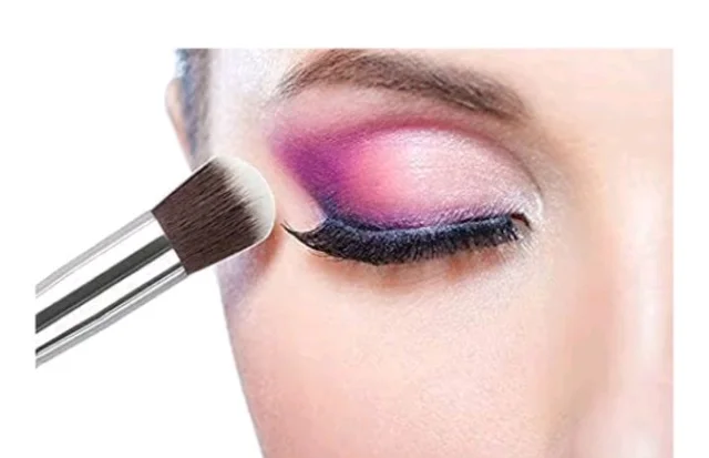 MKSL ® Get Smoky 18 Color Eyeshadow Palette |Long-Lasting | Smudge Free | Long Wearing And Easily Blendable Eye Makeup Palette Matte, Shimmery And Metallic Finish