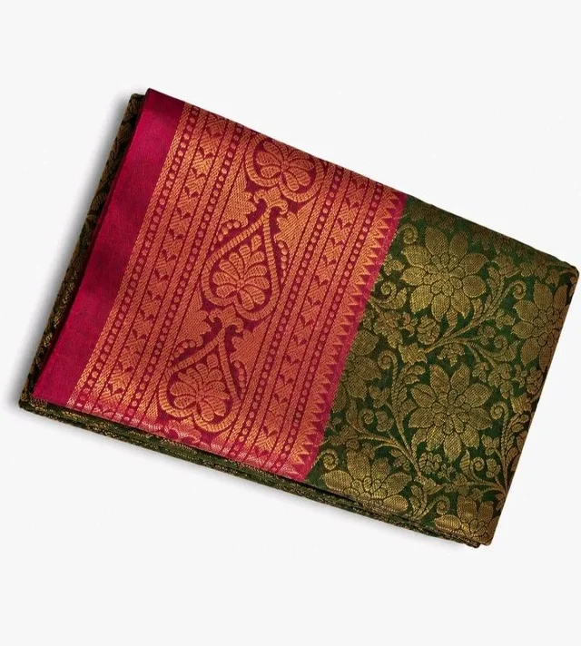 Brand: Generic
Kanjivaram Silk Saree, Black and Purple with Floral Zari Weave
Zari Border, Ethnic Wear, With Blouse Piece
