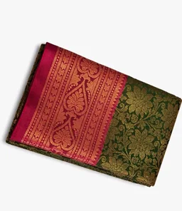 Brand: Generic
Kanjivaram Silk Saree, Black and Purple with Floral Zari Weave
Zari Border, Ethnic Wear, With Blouse Piece