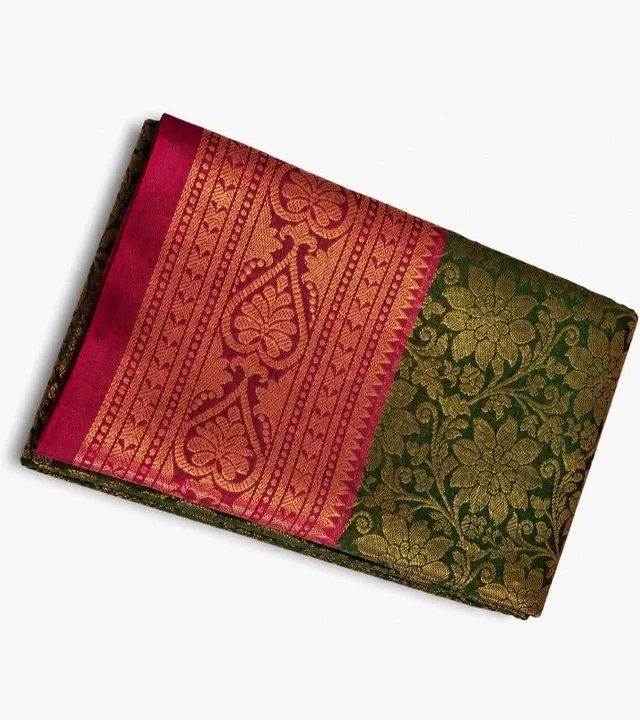 Brand: Generic
Kanjivaram Silk Saree, Black and Purple with Floral Zari Weave
Zari Border, Ethnic Wear, With Blouse Piece