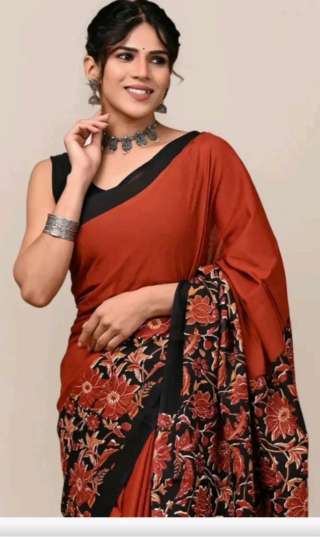 Crafts Moda Pure Cotton Floral Print Saree with Blouse for Women