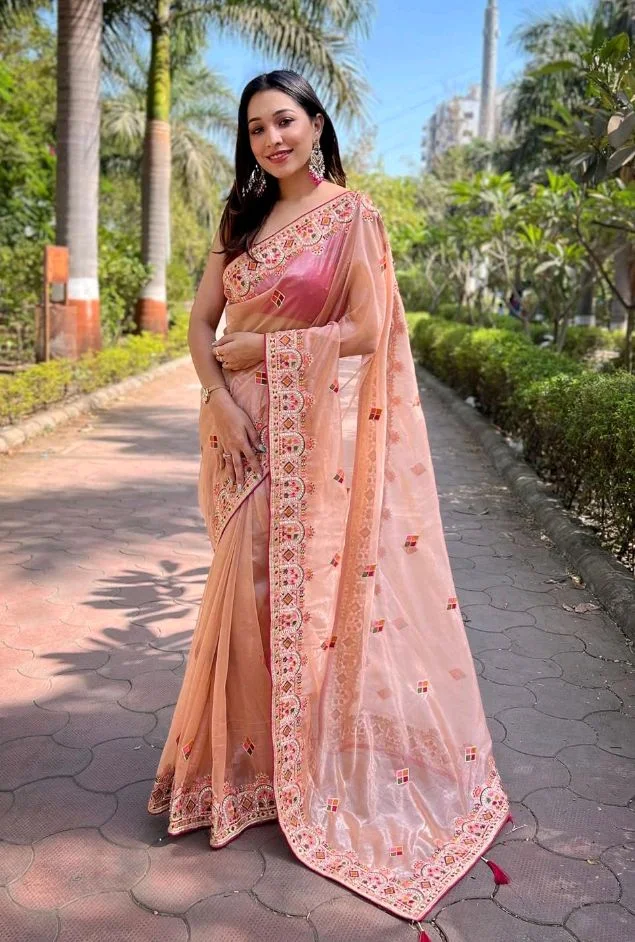 MUNIR Women's Silver Tissue Silk Beautiful Ethnic Saree With Unstiched Blouse Piece For Festival And Function.