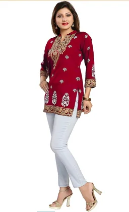 Meher Impex Women's Girls Poly Crepe Digital Printed Top
- L