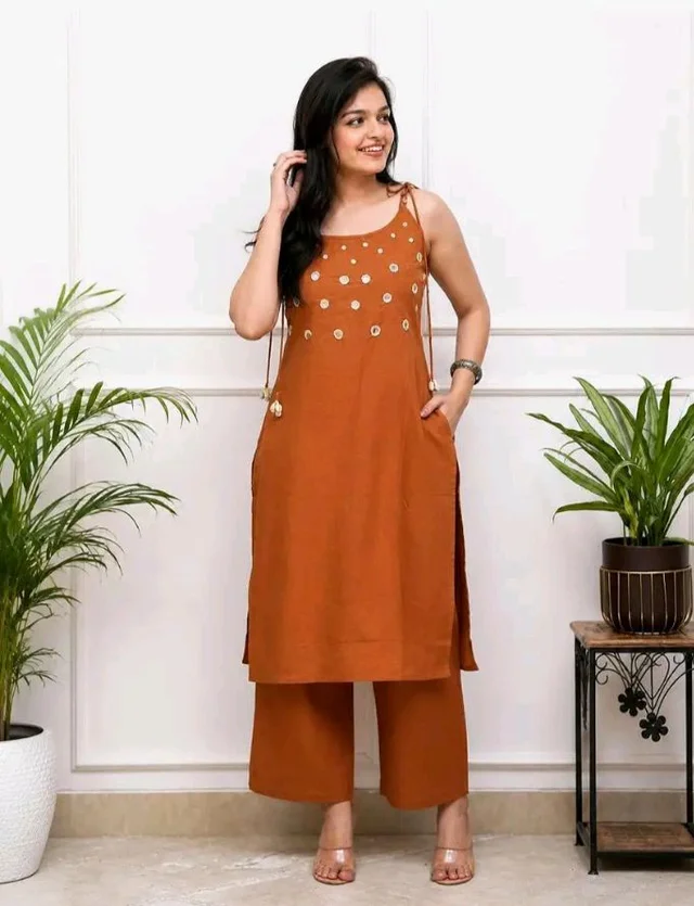 Ladrecha kraftique Women's Cotton Embroidery Sleeveless Kurti with Ankle Length Pant Set
- 2XL