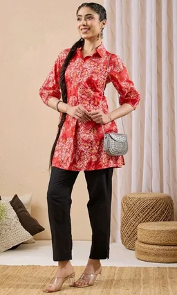Janasya Women's Coral Pure Cotton Floral Printed A-line Tunic
- S