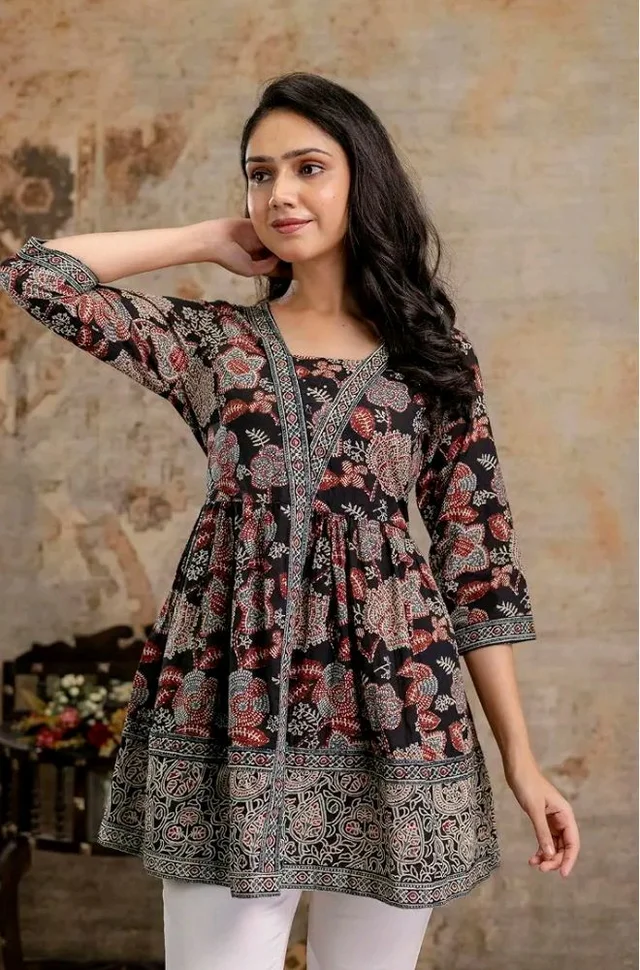 Stylum Women's Black Floral Printed Pure Cotton Peplum Top | Kurti Tops for Women | Tunic Tops for Cotton (Available in Plus Sizes)
- M