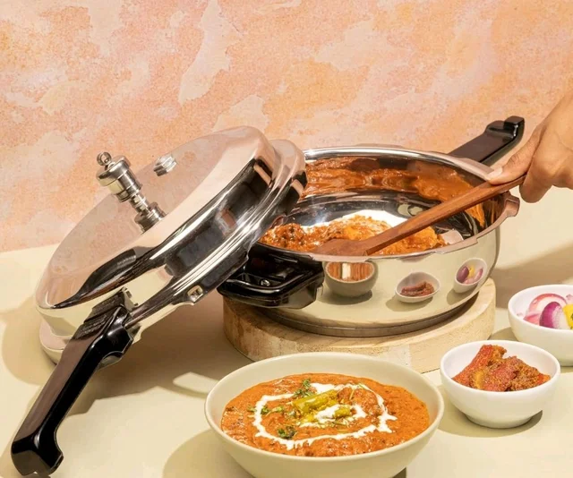 Vinod Stainless Steel Pressure Cooker 2 Litres | Also use as Deep Fry pan | Sandwich Bottom | Induction and Gas Stove Friendly | 2 Years Warranty | ISI and CE certified | Silver