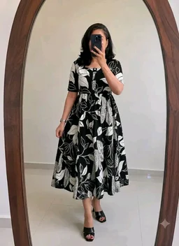 Women's Rayon A-Line Midi Dress, Floral Print, Short Sleeves, Tiered Design, Round Neck, for Summer Wear
- 2XL