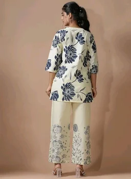Pinkmint Women's Pure Cotton Co Ord Set l Kurta Sets for Women |Kurta Sets| Printed Kurta with Pant l Stylish Pocket & 3/4 Sleeve Women Co-ord Set (Avaiable in Plus size)
50+ bought in past month
- M