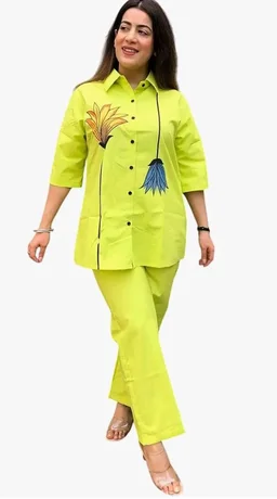ROOTRA ENTERPRISESWomen's Cotton Floral Printed Straight Short Shirt Kurti with Pant
- 2XL