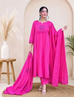 Brand: ANNAKUT EXIM
Women's Cotton Embroidery Handblock Floral Kurti Pant With Dupatta Set - 2XL