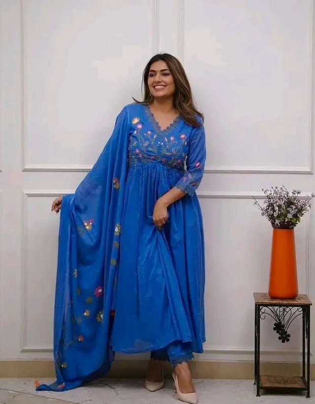 Women's Cotton Embroidered Long Anarkali Kurti with Pant and Dupatta Set
- 3XL
