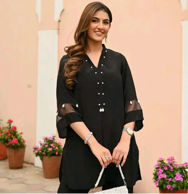 Women's Cotton Embroidered Co-Ord Set Elegant Summer Two-Piece Outfit (Black)
- L