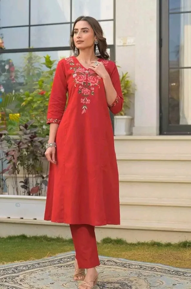 S&TR Store Women's Cotton Floral Embroidered Straight Kurti with Pant
- L