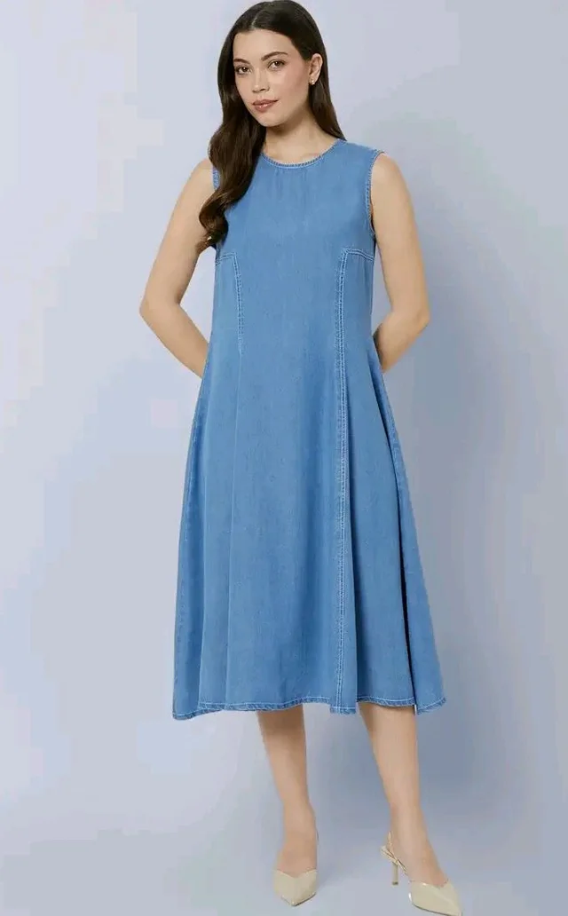 Amazon Brand - Symbol Women's Cotton Tencel Denim A-Line Dress | Sleeveless, Round Neck, Midi Length, Back Zip (Available in Plus Sizes)
- 2XL