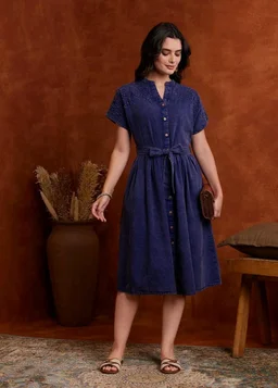 Amazon Brand - Myx Women's Embroidered Shirt Dress | Cotton Blend | Below The Knee (Available in Plus Sizes) - 2XL