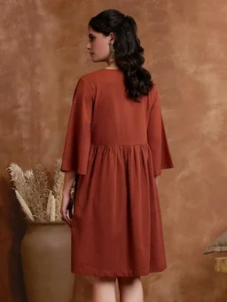 Amazon Brand - Myx Women's Cotton Embroidered Dress | A-Line | Knee-Length | Casual Summer Outfit (Available in Plus Sizes)
- L