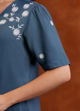 Amazon Brand - Myx Women's Embroidered Shirt Dress | Below The Knee (Available in Plus Sizes)
- 2XL