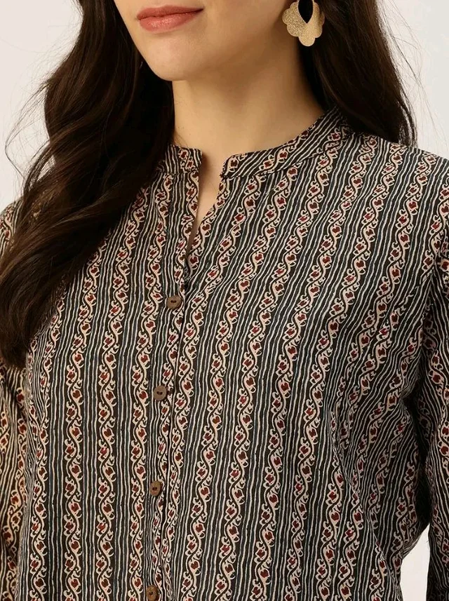 Printed Mandarin Collar top – Casual & Chic (S-3XL)
- 3XL