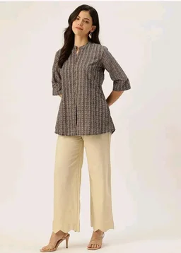 Printed Mandarin Collar top – Casual & Chic (S-3XL)
- 3XL