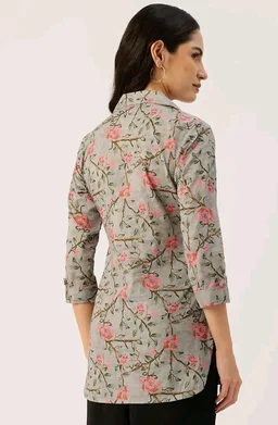 feranoid Classic Collared Cotton Shirt with 3/4 Sleeve for a Timeless Casual Look - M