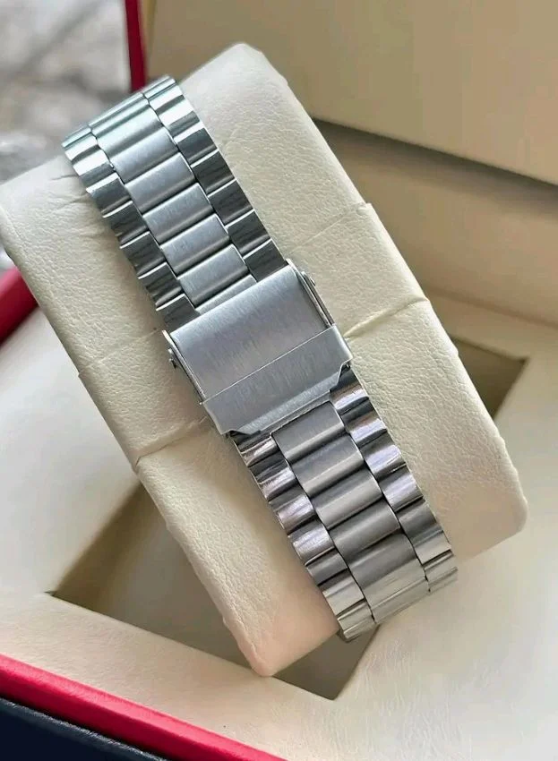AMERICANVIBER Men's Silver, Watch with Stainless Steel Band | Water-Resistant Analog Dress & Casual Wristwatch
600+ bought in past month